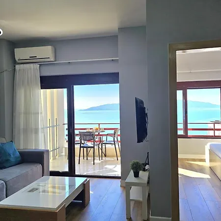 Albina 118 - Balcony & Sea View - Happy